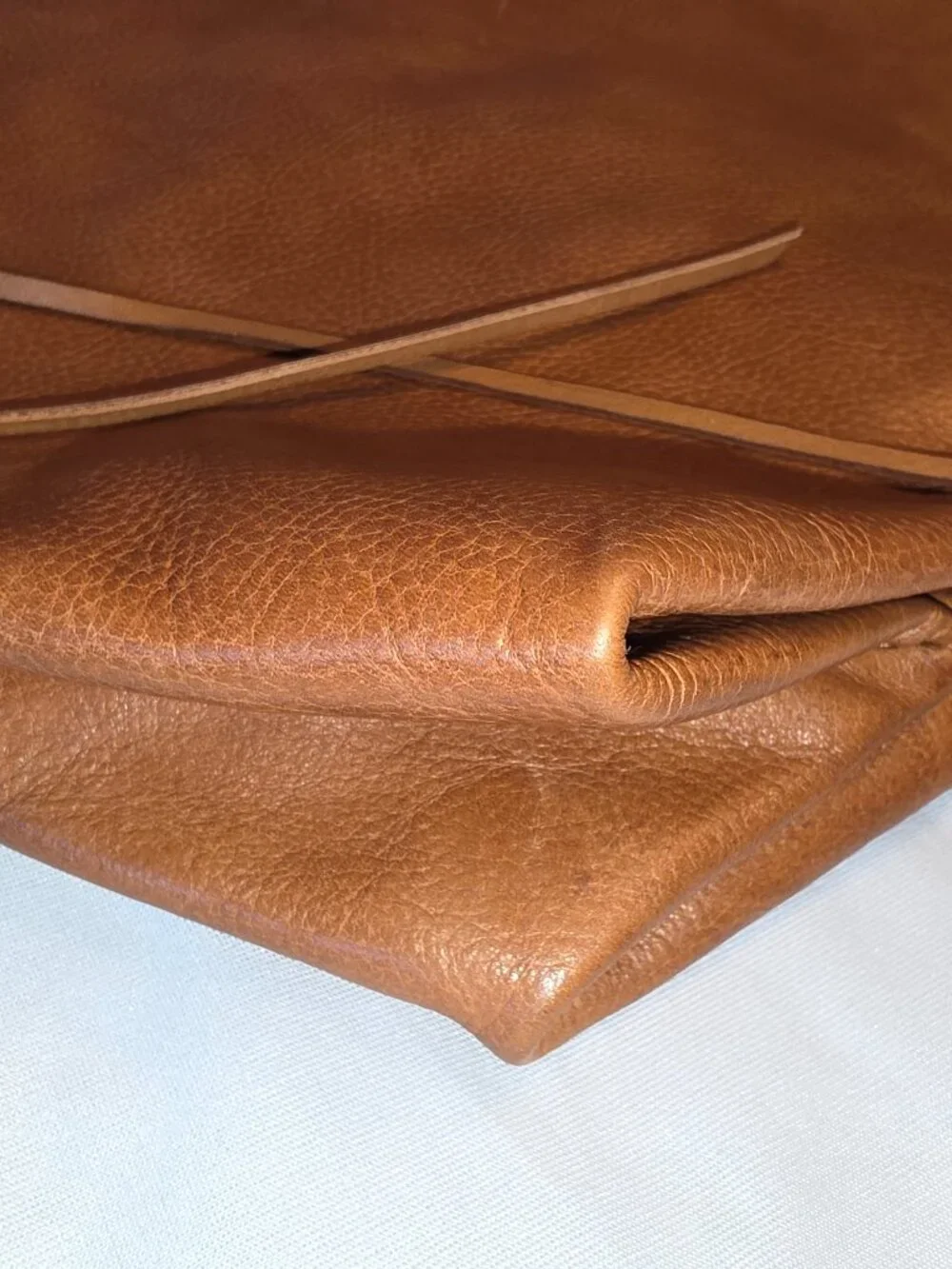 Vilenca Holland Leather Hobo Bag Oversized Cognac Slouchy Purse Quiet Luxury